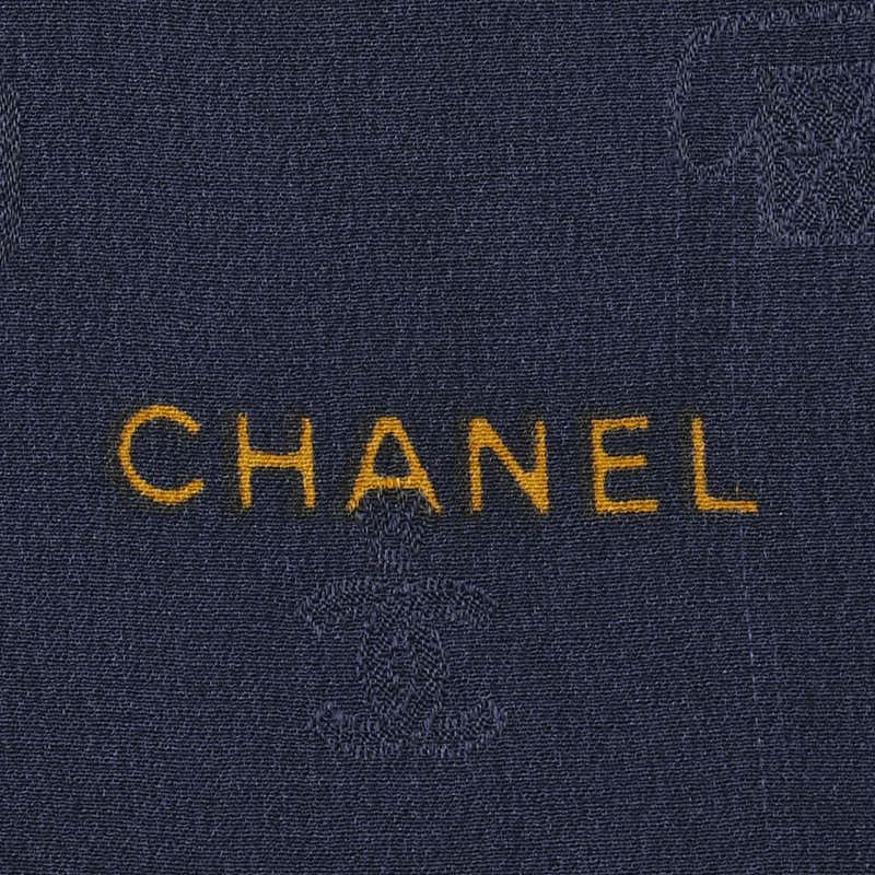 Chanel Chanel Chanel Coco Mark Round Chain Silk Scarf Others Scarf Size ONE SIZE - 5 Thumbnail