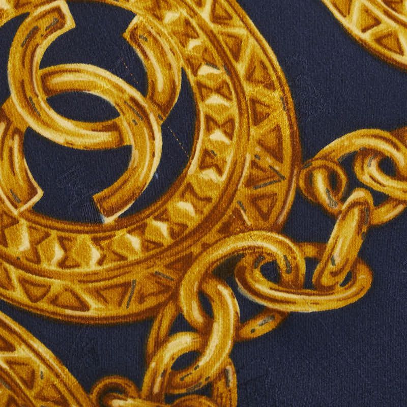 Chanel Chanel Chanel Coco Mark Round Chain Silk Scarf Others Scarf Size ONE SIZE - 4 Thumbnail