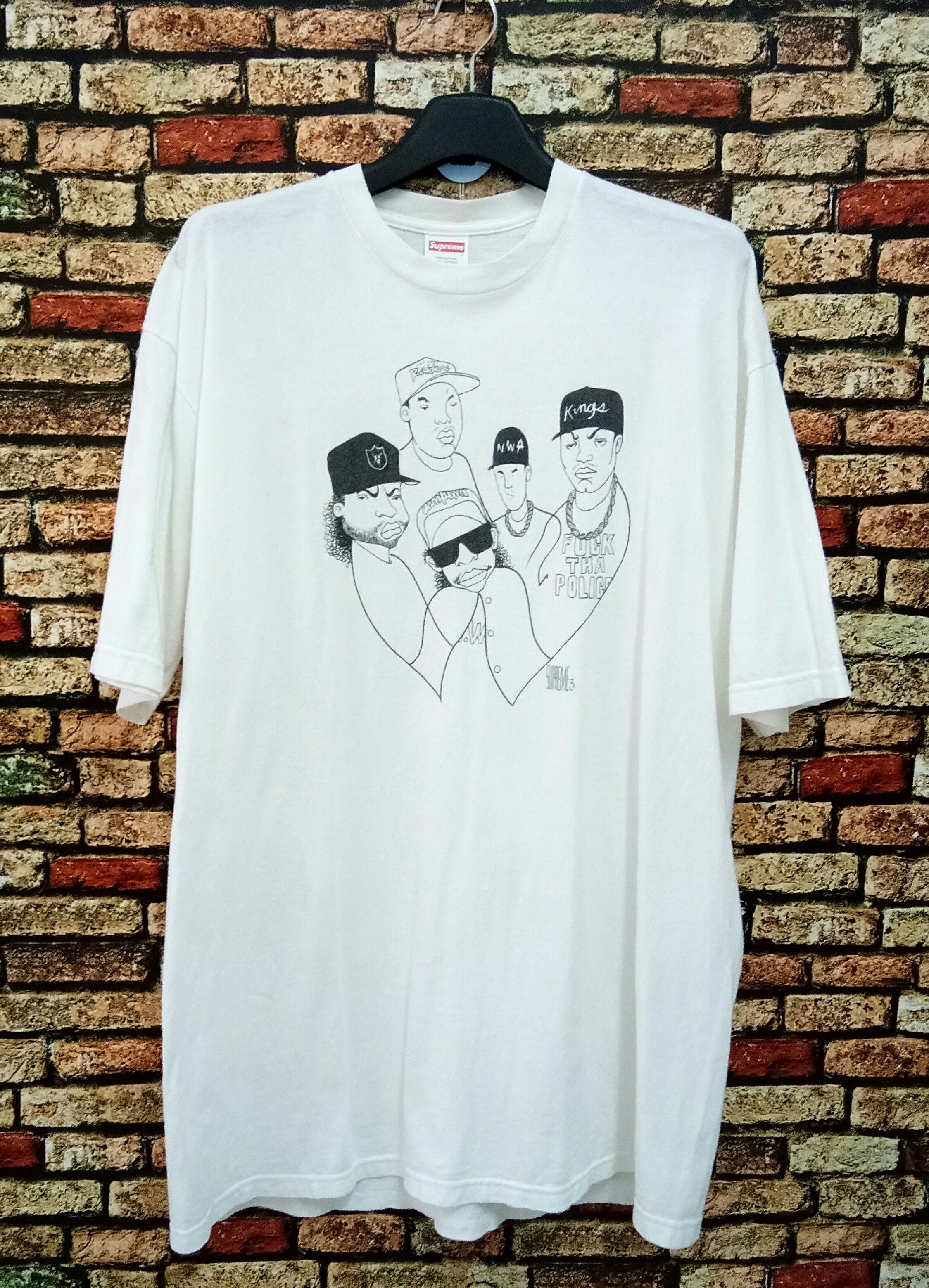 RARE !! Supreme Nwa Tee