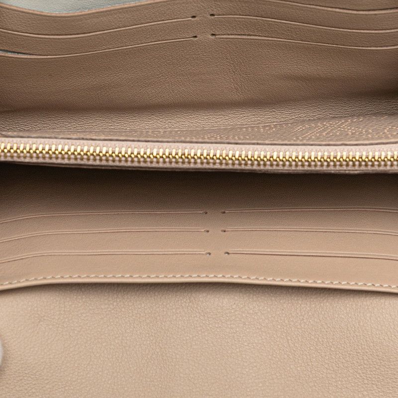 Louis Vuitton Louis Vuitton Louis Vuitton Portefeuille Iris Monogram Mahina Long Wallet Leather Long Wallet M58139 Size ONE SIZE - 9 Thumbnail