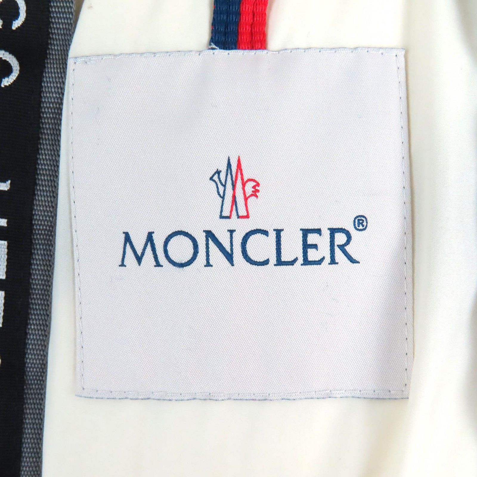 Moncler Moncler Moncler INUIT Down Coat Natural Material Outerwear Size ONE SIZE - 10 Thumbnail