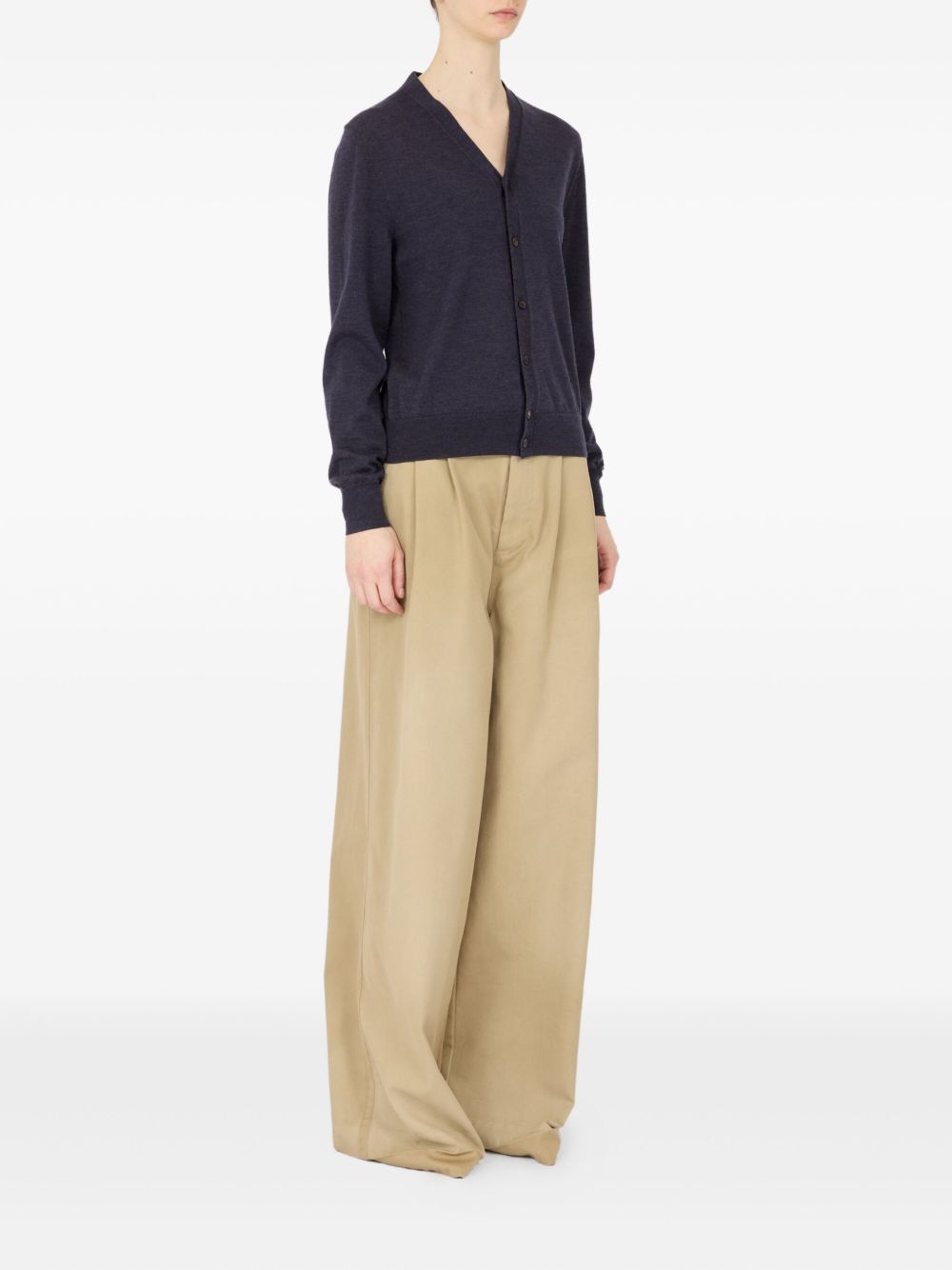 Maison Margiela WOOL V-NECKED CARDIGAN Size L / US 10 / IT 46 - 2 Thumbnail