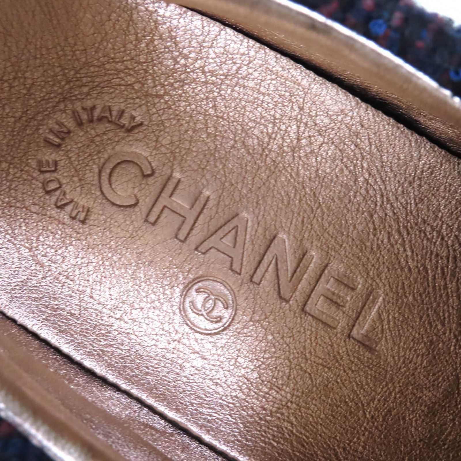 Chanel Chanel Chanel COCO Mark Tweed Switch Suede leather Sneakers Suede Shoes G30422 DUTY FREE for USA Size ONE SIZE - 10 Thumbnail