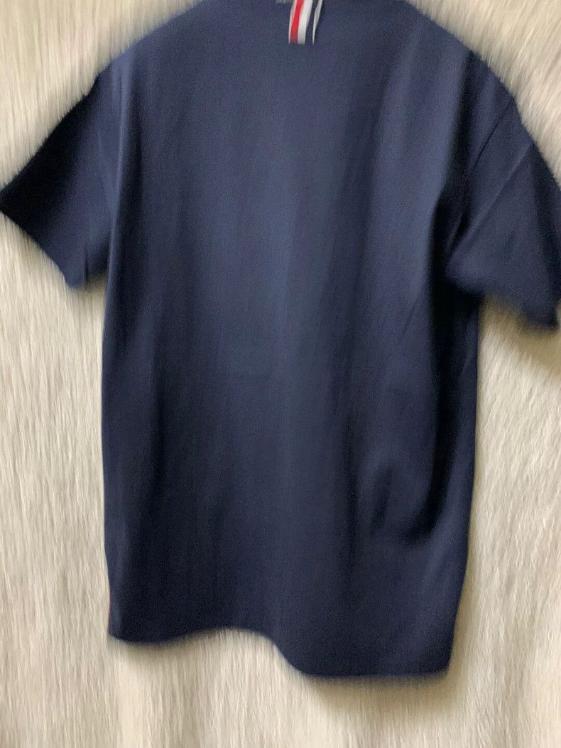 Thom Browne Thom Browne Men's Short Sleeve T-Shirt Size US M / EU 48-50 / 2 - 7 Thumbnail