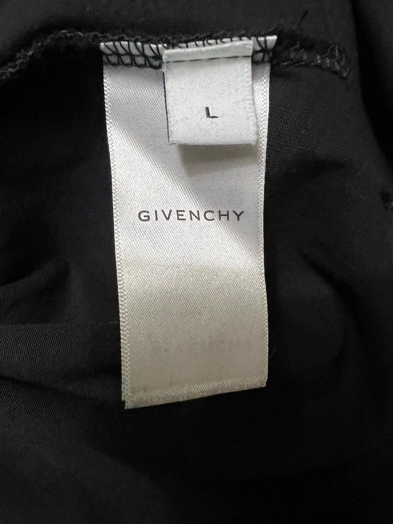 Givenchy Givenchy Men's Casual Short Sleeve T-Shirt Size US L / EU 52-54 / 3 - 5 Thumbnail
