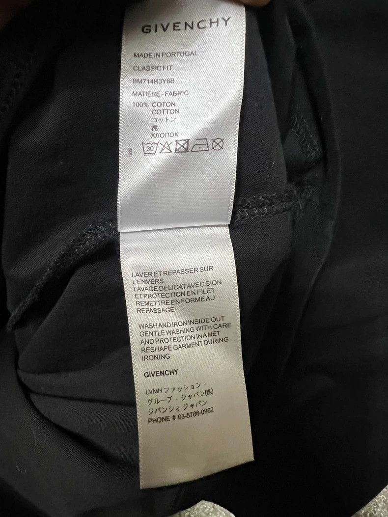 Givenchy Givenchy Men's Casual Short Sleeve T-Shirt Size US L / EU 52-54 / 3 - 6 Thumbnail