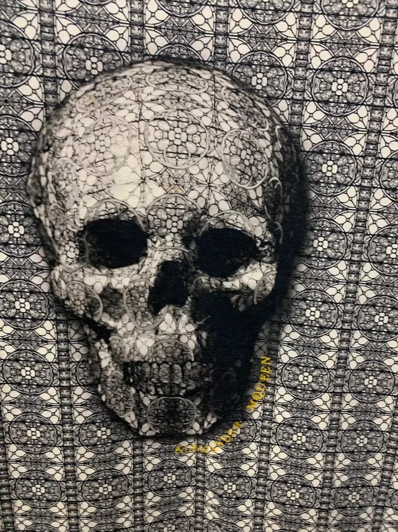 Alexander McQueen Alexander McQueen Skull Print Short Sleeve T-Shirt Size US S / EU 44-46 / 1 - 3 Thumbnail
