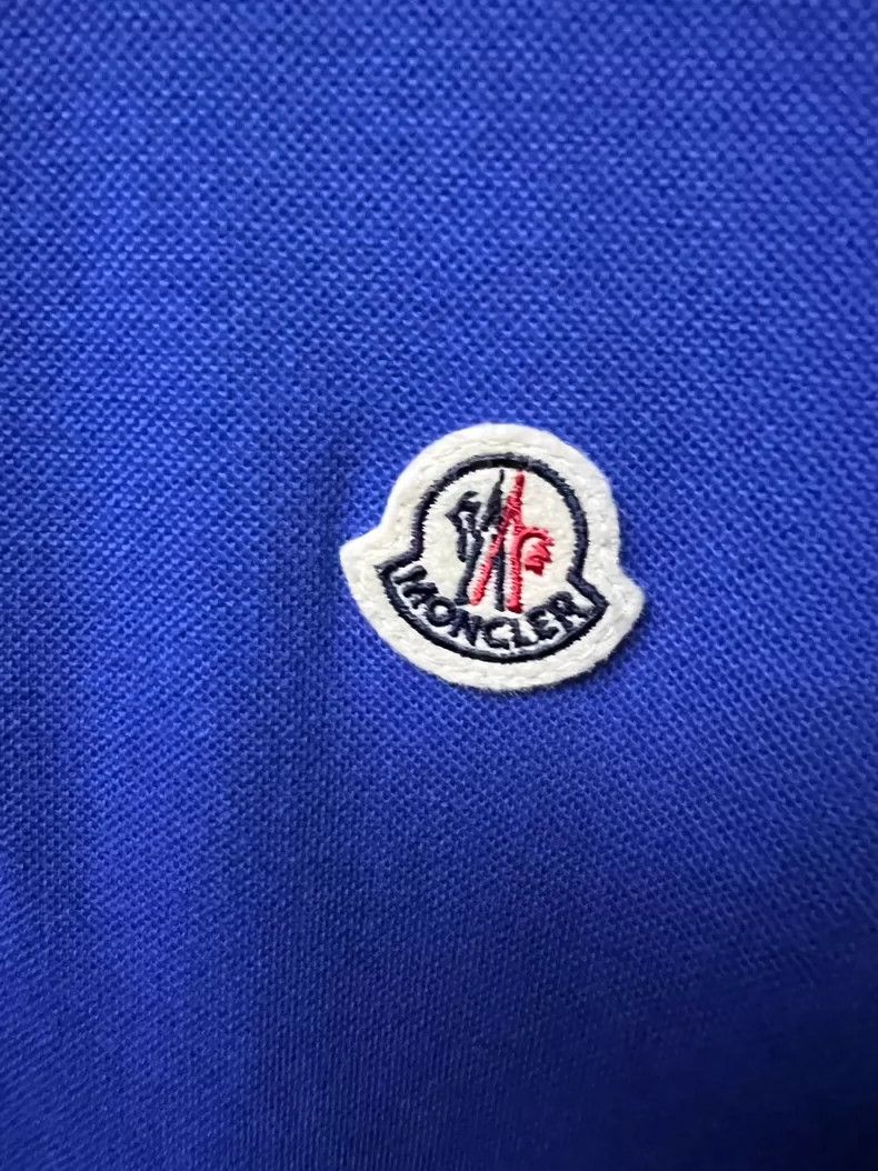 Moncler Moncler Men's Casual Short Sleeve Polo Size US S / EU 44-46 / 1 - 4 Thumbnail