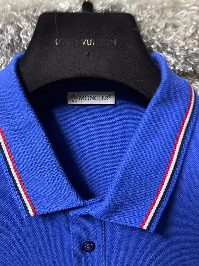 Moncler Moncler Men's Casual Short Sleeve Polo Size US S / EU 44-46 / 1 - 2 Thumbnail