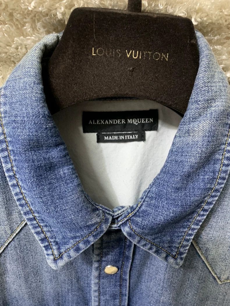 Alexander McQueen Alexander McQueen Men's Denim Embroidered Shirt Size US S / EU 44-46 / 1 - 4 Thumbnail