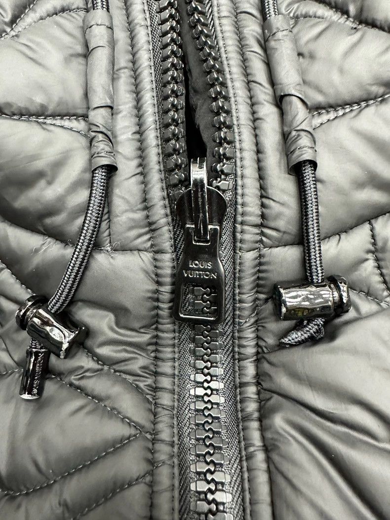 Louis Vuitton Louis Vuitton Quilted Hooded Down Jacket Size US L / EU 52-54 / 3 - 3 Thumbnail