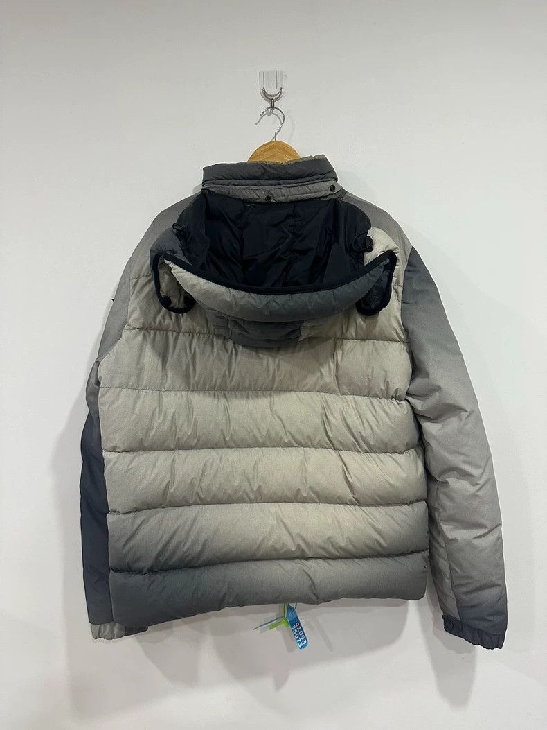 Moncler Genius Moncler Ow Collaboration Gradient Color Down Jacket Size US L / EU 52-54 / 3 - 2 Thumbnail