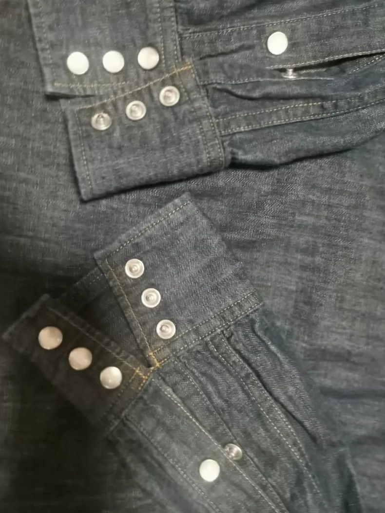 Saint Laurent Paris Saint Laurent Paris Denim Button-Up Shirt Size US S / EU 44-46 / 1 - 3 Thumbnail