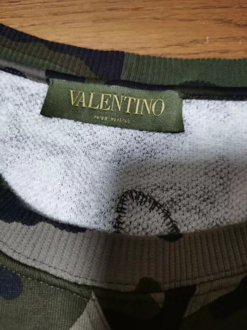 Valentino Valentino Camouflage Butterfly Embroidered Sweatshirt Size US L / EU 52-54 / 3 - 3 Thumbnail