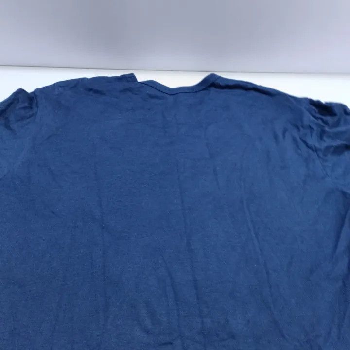 Comme des Garcons Comme des Garçons Play Heart Logo T-Shirt 0079 Size US L / EU 52-54 / 3 - 6 Thumbnail