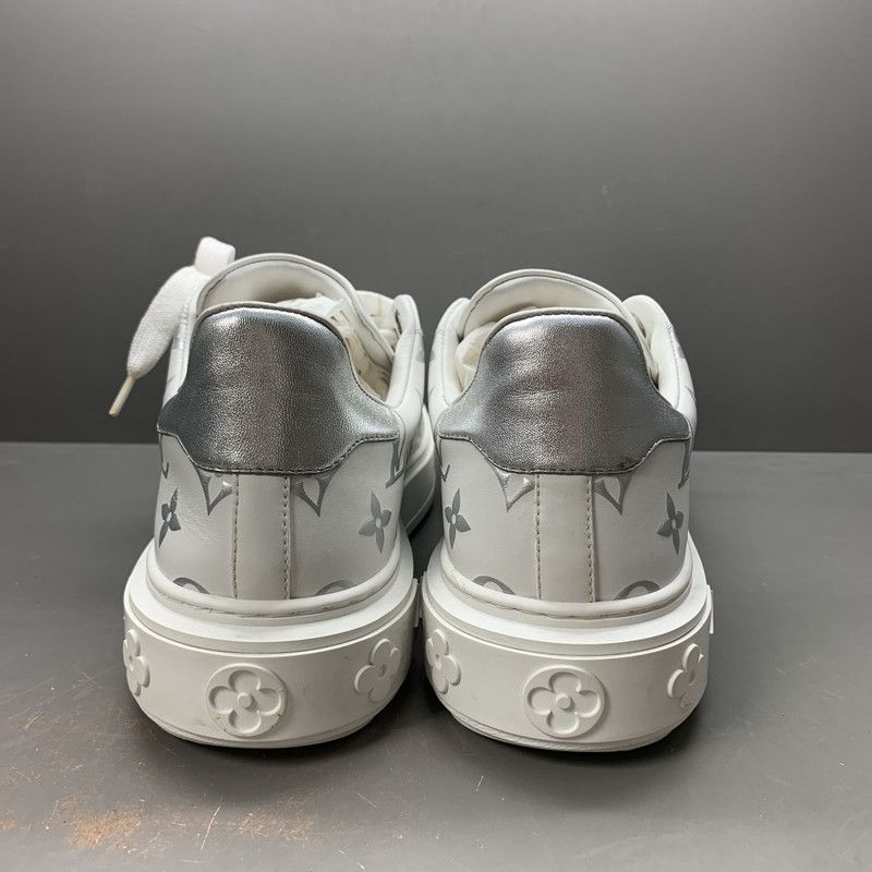 Louis Vuitton Louis Vuitton Time Out Casual Sneakers for Women 0079 Size US 8 / IT 38 - 3 Thumbnail