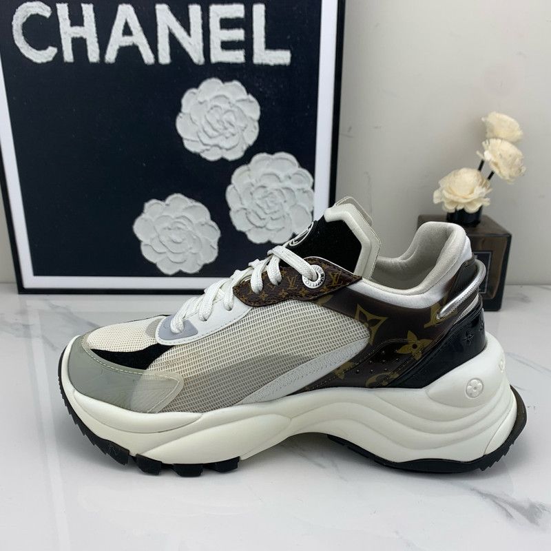 Louis Vuitton Louis Vuitton Run 55 Stylish Casual Sneakers for Women 0079 Size US 6 / IT 36 - 9 Thumbnail