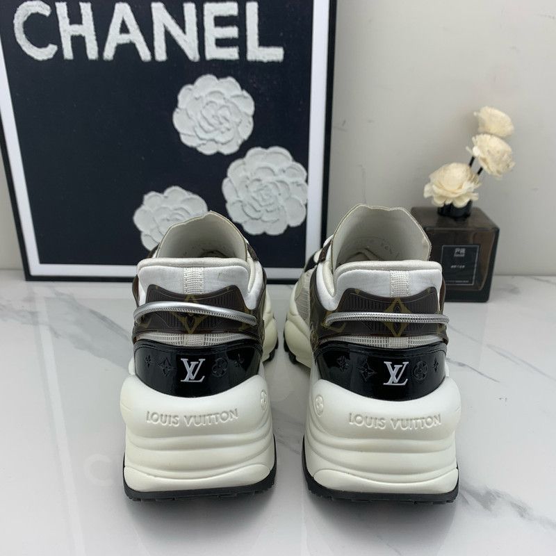 Louis Vuitton Louis Vuitton Run 55 Stylish Casual Sneakers for Women 0079 Size US 6 / IT 36 - 3 Thumbnail