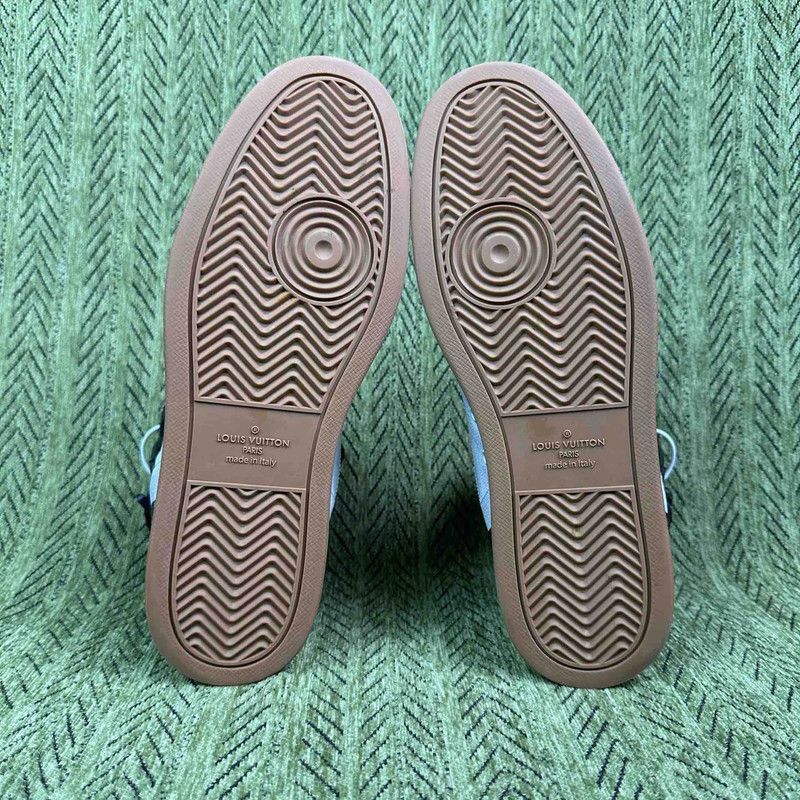 Louis Vuitton Louis Vuitton Rivoli High-Top Fashion Sneakers 0079 Size US 10 / EU 43 - 4 Thumbnail