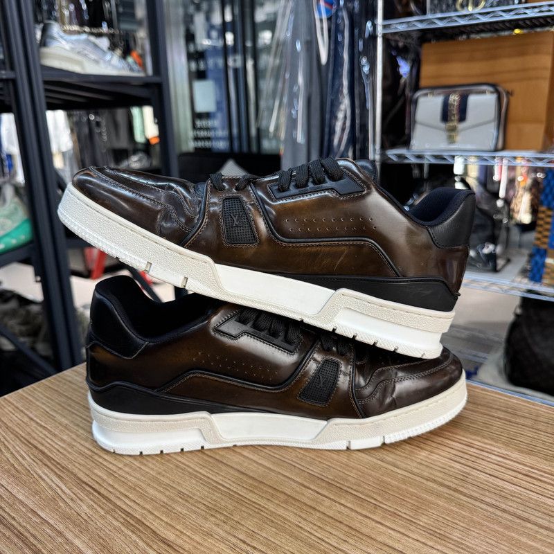 Louis Vuitton Louis Vuitton Trainer Casual Sneakers in Brown 0079 Size US 8 / IT 38 - 9 Thumbnail