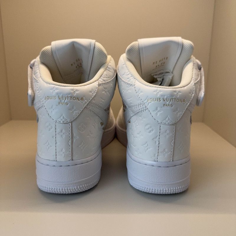 Louis Vuitton Nike x Louis Vuitton Stylish White High-Top Sneakers 0079 Size US 8 / EU 41 - 3 Thumbnail