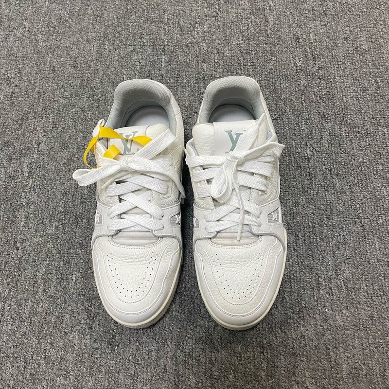 Louis Vuitton Louis Vuitton Trainer Low-Top Leather Sneakers 0079 Size US 4 / IT 34 - 2 Thumbnail