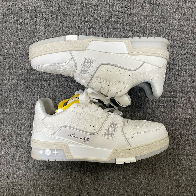 Louis Vuitton Louis Vuitton Trainer Low-Top Leather Sneakers 0079 Size US 4 / IT 34 - 5 Thumbnail