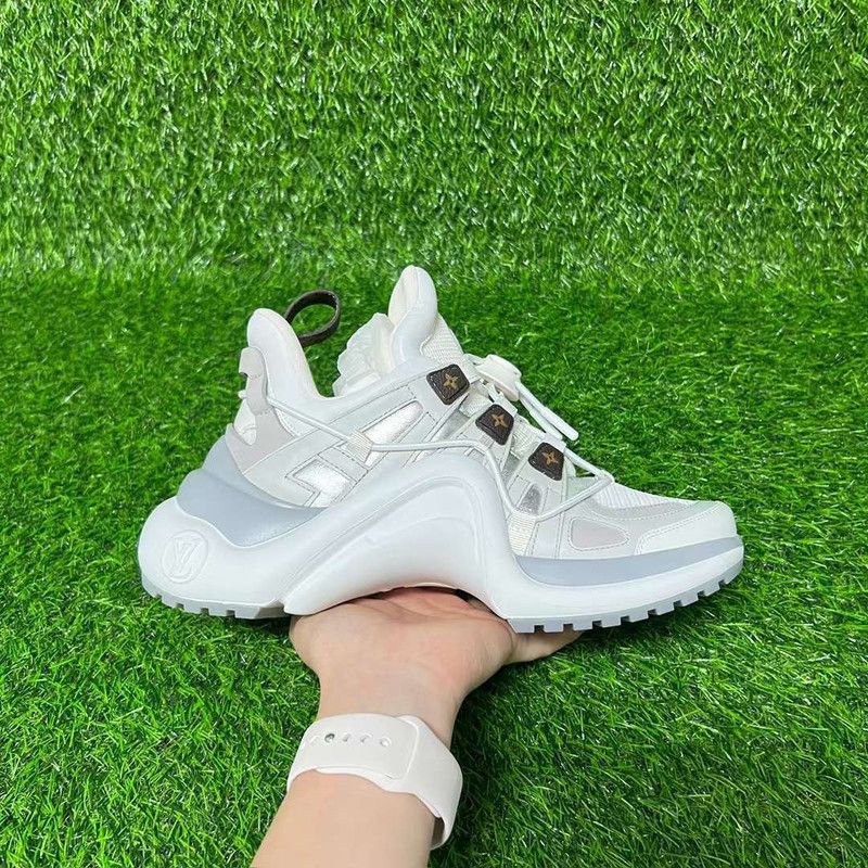 Louis Vuitton Louis Vuitton Archlight Low Top Sneakers for Women 0079 Size US 5 / IT 35 - 9 Thumbnail
