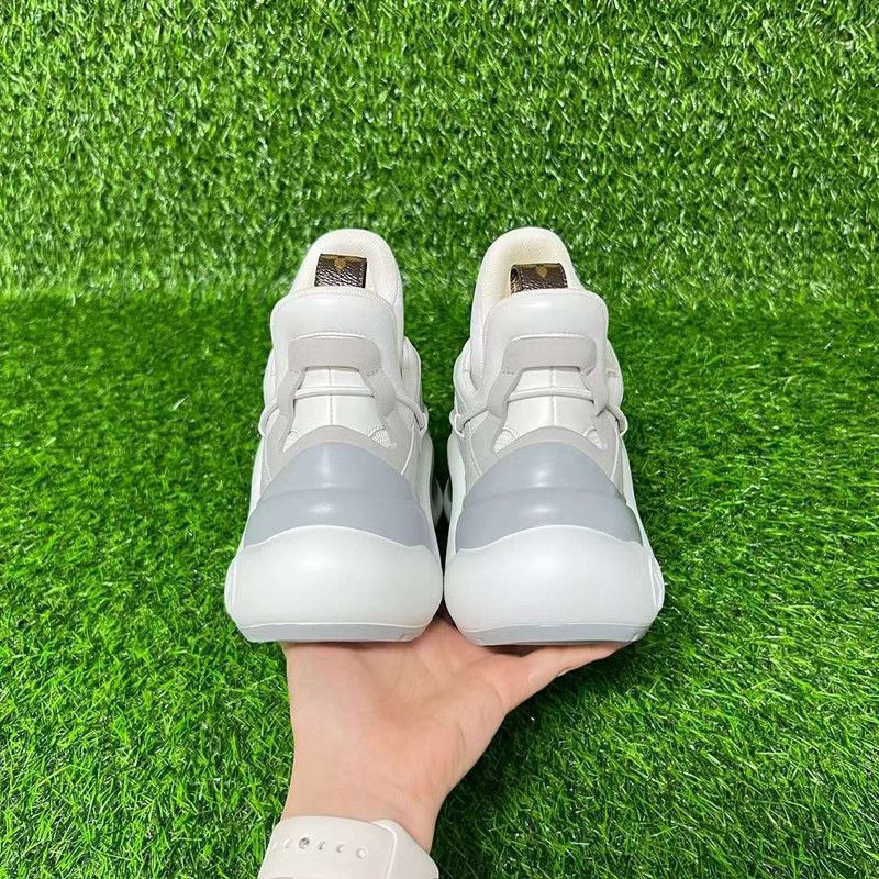 Louis Vuitton Louis Vuitton Archlight Low Top Sneakers for Women 0079 Size US 5 / IT 35 - 3 Thumbnail