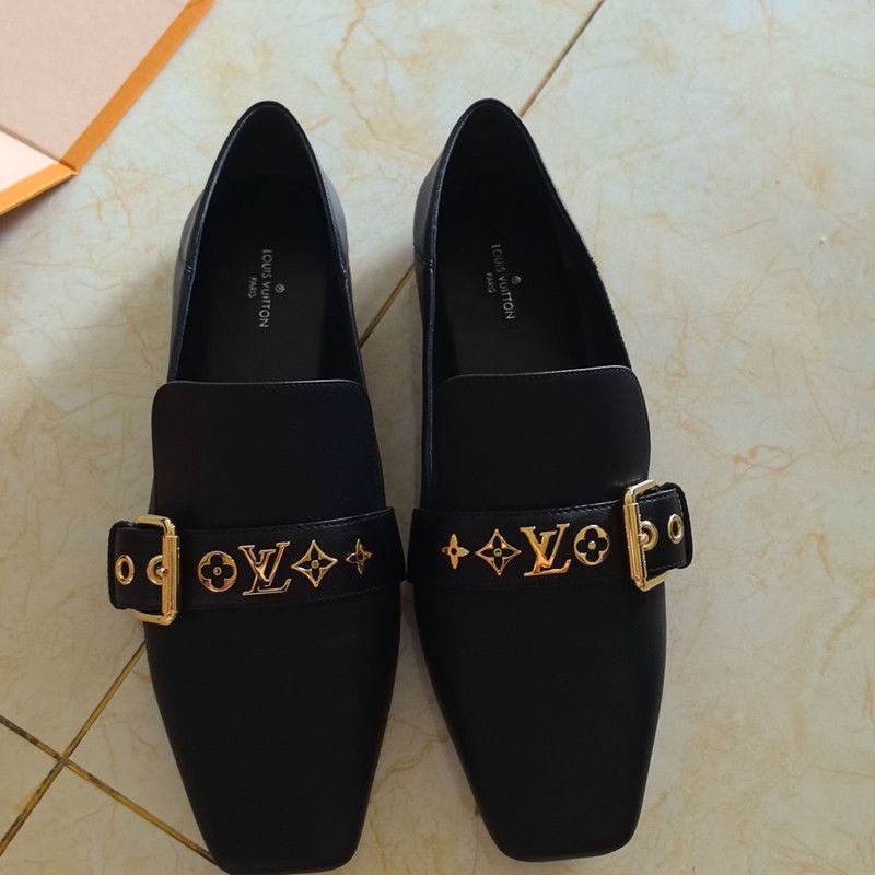 Louis Vuitton Louis Vuitton Black Casual Loafers for Women 0079 Size US 8 / IT 38 - 2 Thumbnail