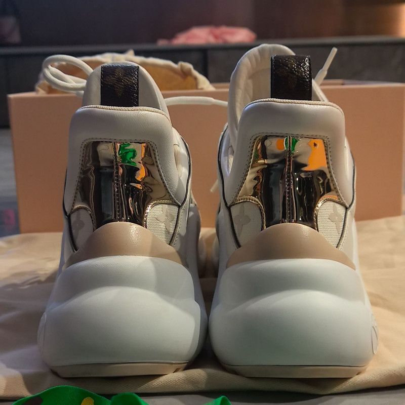 Louis Vuitton Louis Vuitton Archlight Casual Sneakers for Women 0079 Size US 6 / IT 36 - 3 Thumbnail