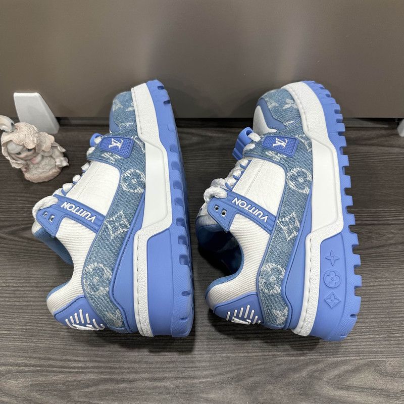 Louis Vuitton Louis Vuitton Trainer Maxi Low Top Sneakers 0079 Size US 7 / IT 37 - 7 Thumbnail