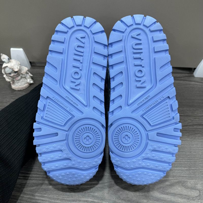 Louis Vuitton Louis Vuitton Trainer Maxi Low Top Sneakers 0079 Size US 7 / IT 37 - 4 Thumbnail