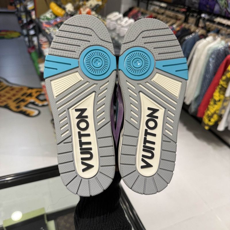 Louis Vuitton Louis Vuitton Trainer Low-Top Sneakers for Women 0079 Size US 6 / IT 36 - 4 Thumbnail