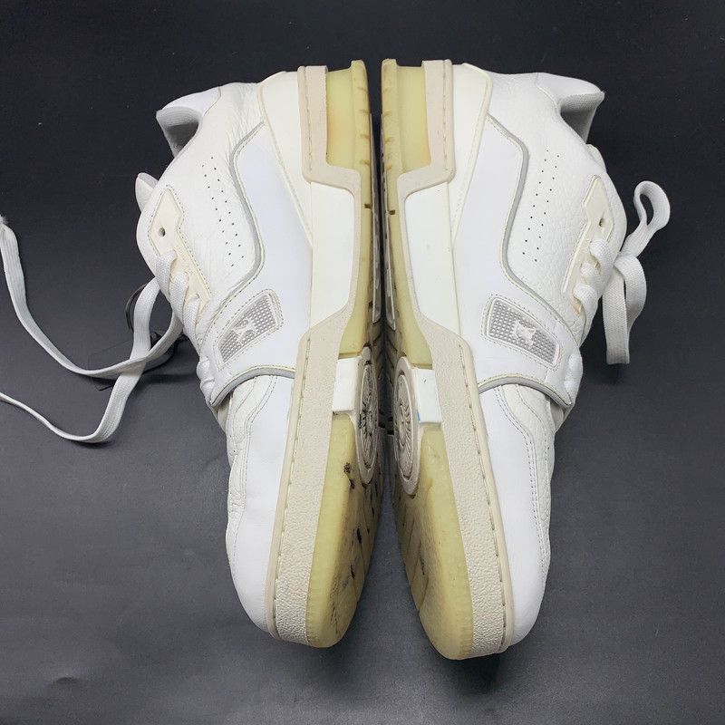 Louis Vuitton Louis Vuitton Trainer Low Top Sneakers in White 0079 Size US 7 / IT 37 - 8 Thumbnail