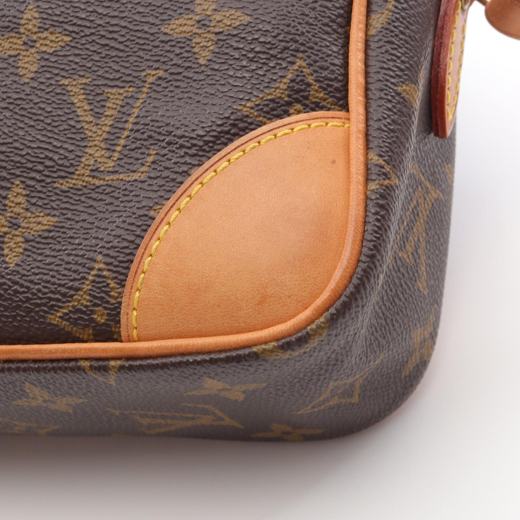 Louis Vuitton Louis Vuitton Louis Vuitton Trocadero 27 Monogram Shoulder Bag Canvas Shoulder Bag M51274 Size ONE SIZE - 7 Thumbnail