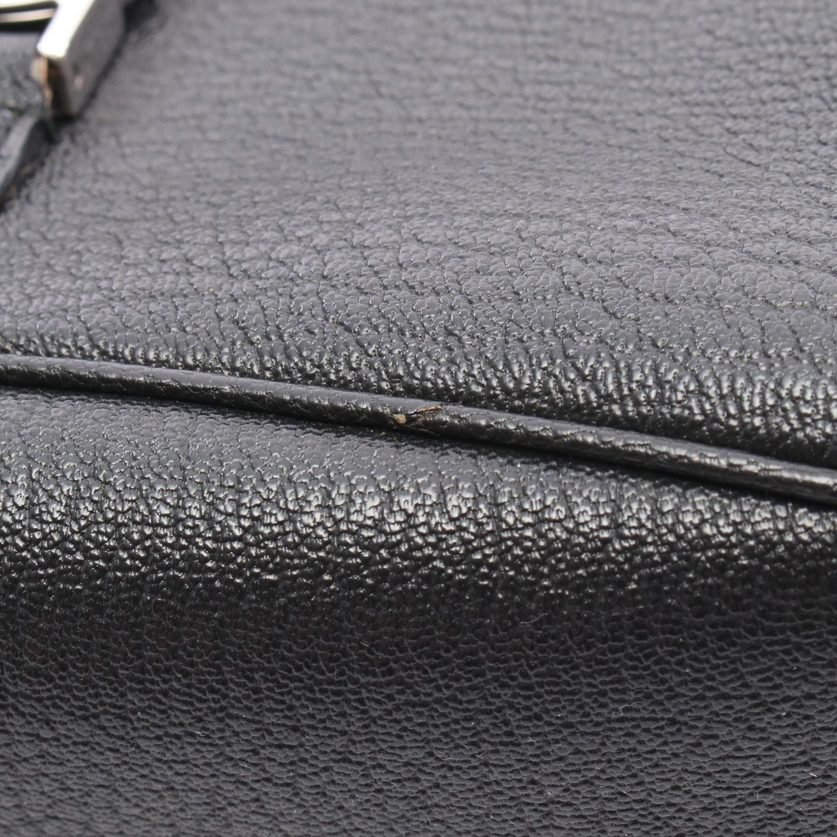 Salvatore Ferragamo Salvatore Ferragamo Salvatore Ferragamo 21 0734 Leather Shoulder Bag Leather Shoulder Bag 21 0734 Size ONE SIZE - 8 Thumbnail