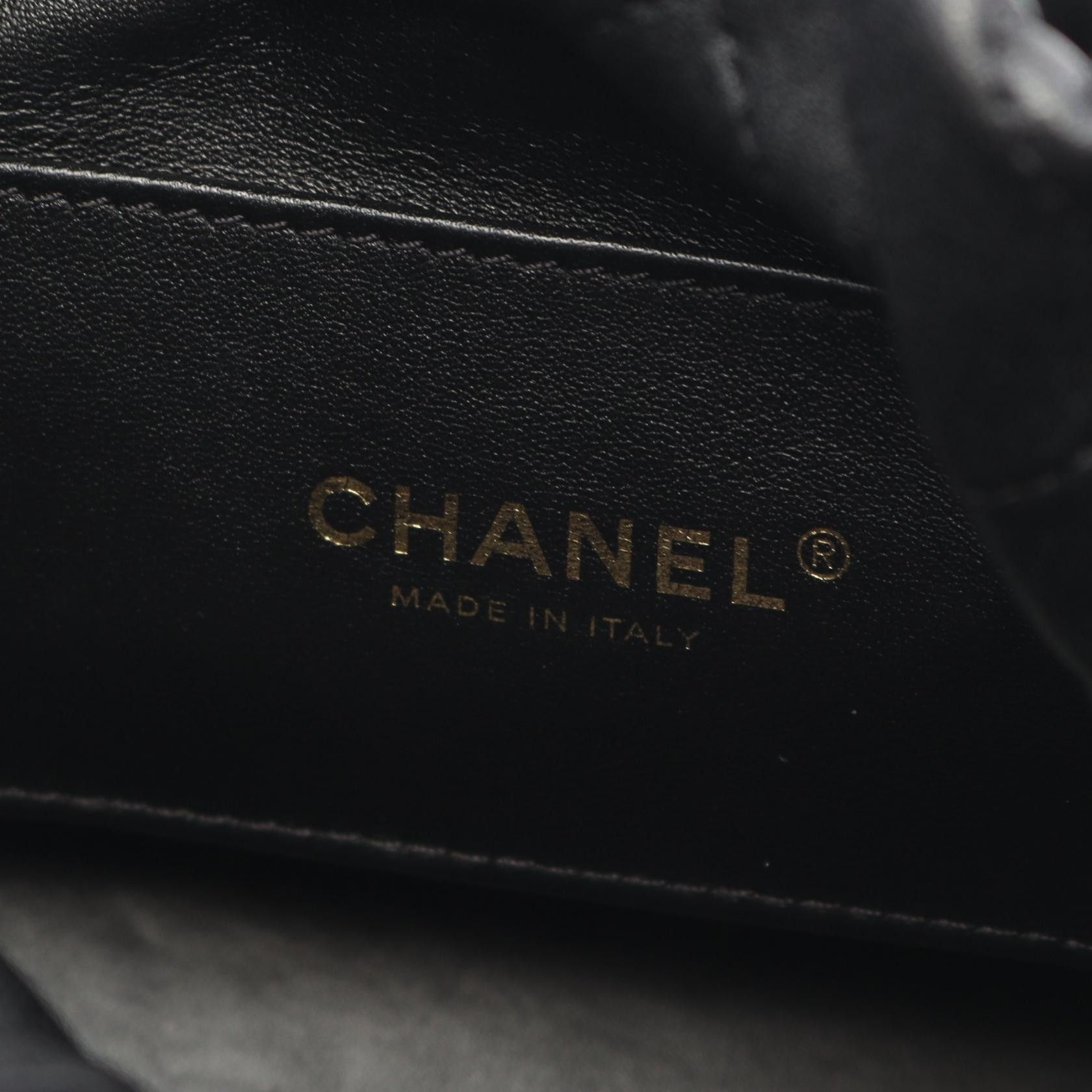 Chanel Chanel Chanel Matelasse Lambskin Shoulder Bag Leather Shoulder Bag AS2390 Size ONE SIZE - 4 Thumbnail