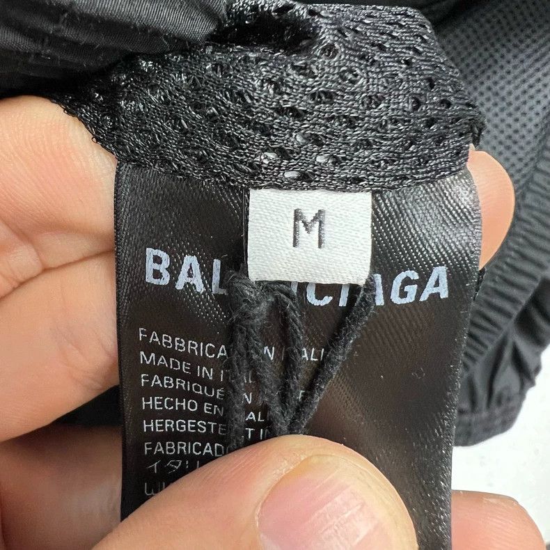 Balenciaga Balenciaga Black Coach Jacket with Logo Size US M / EU 48-50 / 2 - 4 Thumbnail