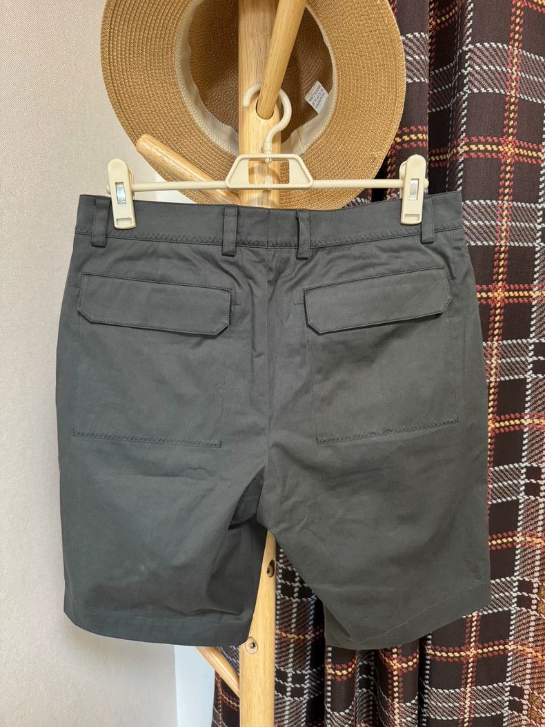 Hermes Hermes Gray Casual Shorts with Unique Pocket Size US 40 / EU 56 - 2 Thumbnail