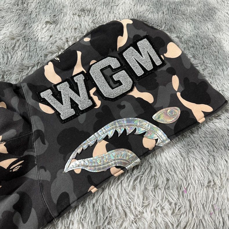 Bape BAPE Camo Shark Zip Hoodie Jacket Size US L / EU 52-54 / 3 - 6 Thumbnail