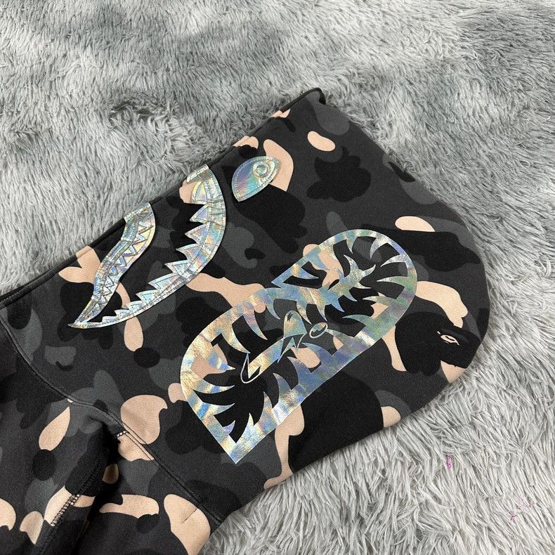 Bape BAPE Camo Shark Zip Hoodie Jacket Size US L / EU 52-54 / 3 - 7 Thumbnail