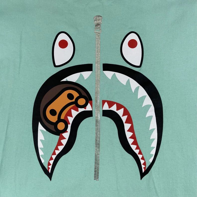 Bape BAPE Green Shark Short Sleeve T-Shirt Size US XXL / EU 58 / 5 - 3 Thumbnail