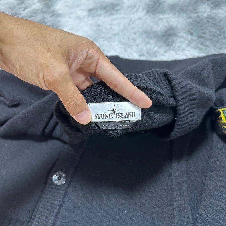 Stone Island Stone Island Black Wool V-Neck Cardigan Size US XL / EU 56 / 4 - 4 Thumbnail