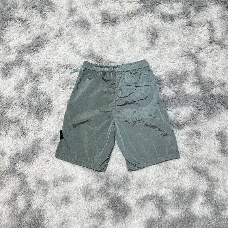 Stone Island Stone Island 22SS Metal Nylon Shorts Size US 31 - 2 Thumbnail