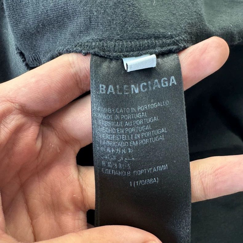 Balenciaga Balenciaga Manchester United Short Sleeve Tee Size US M / EU 48-50 / 2 - 5 Thumbnail
