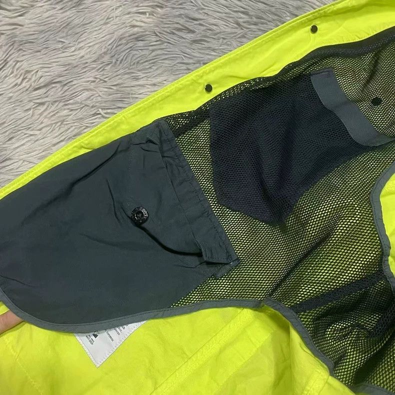 Stone Island Stone Island Short Sleeve Detachable Shirt Size US XXL / EU 58 / 5 - 8 Thumbnail