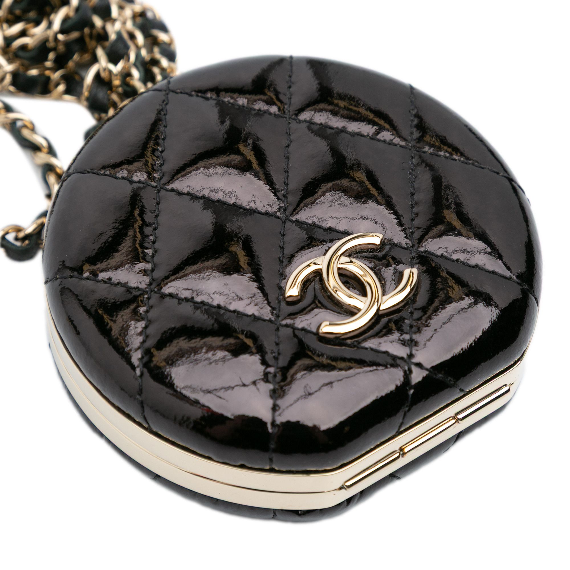 Chanel Chanel Quilted Patent Round Mirror Chain Necklace Size ONE SIZE - 8 Thumbnail