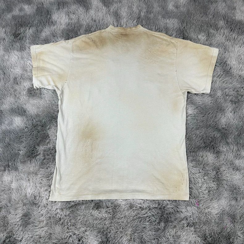 Balenciaga Balenciaga Manchester United Distressed Embroidered T-shirt Size US M / EU 48-50 / 2 - 2 Thumbnail