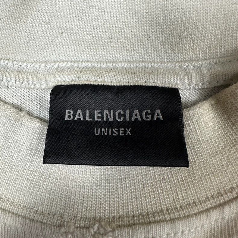 Balenciaga Balenciaga Manchester United Distressed Embroidered T-shirt Size US M / EU 48-50 / 2 - 5 Thumbnail